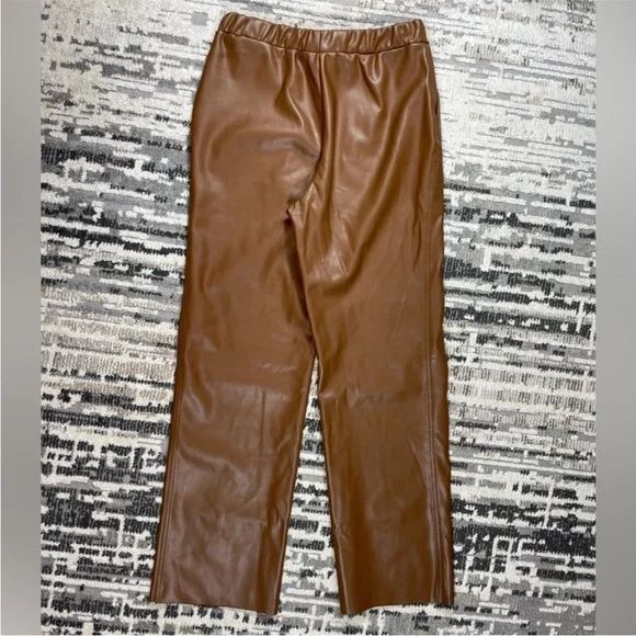 Seven Sisters Highrise Beige Wide Leg Faux Leather Joggers Size Medium - Picture 5 of 11